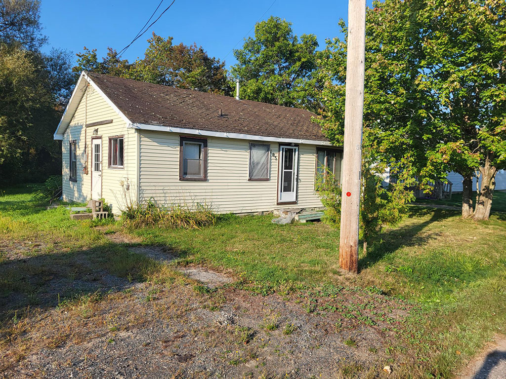 22 08 street level photo 1 | property photo | ontario tax sales