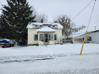 23 02 residential front main st scaled wpcf 400x300 stretched | property photo | ontario tax sales